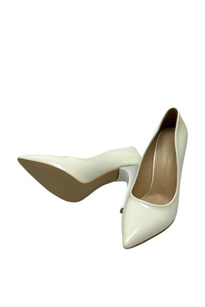 Esstii Kadın İnce Topuklu Klasik Stiletto Ayakkabı Kırışık Beyaz EST095