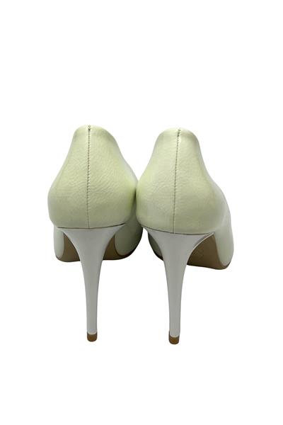 Esstii Kadın İnce Topuklu Klasik Stiletto Ayakkabı Kırışık Beyaz EST095