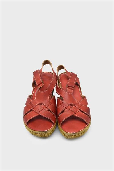 İloz Kadın Dolgu Topuk Comfort Sandalet Kırmızı İLZ240314