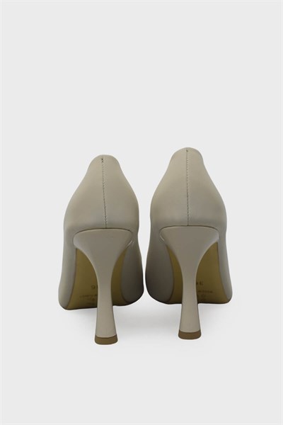 Kanuga Kadın Kadeh Topuk Stiletto Ayakkabı Vakum Bej LPA1302