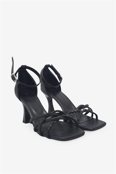 Kanuga Kadın Taş Detaylı Topuklu Sandalet Siyah BB2022-76