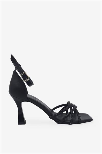 Kanuga Kadın Taş Detaylı Topuklu Sandalet Siyah BB2022-76