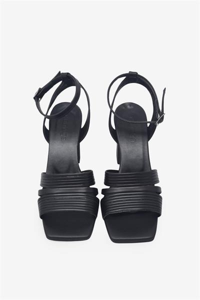 Kanuga Kadın Topuklu Sandalet Siyah BB2022-71