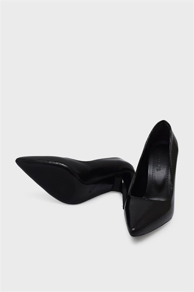 Kanuga Kadın Yazlık İnce Topuk Stiletto Siyah Desenli LPA1501