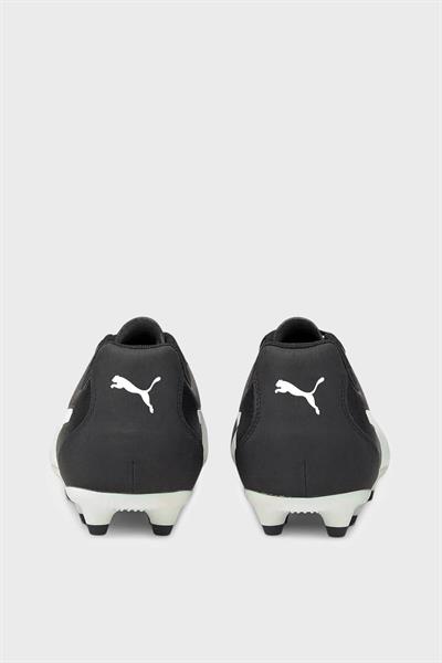 Puma Erkek Çivili Krampon Siyah Beyaz 106559