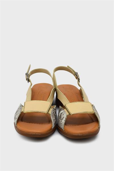 Venüs Kadın Yılan Desenli Topuklu Deri Sandalet Bej VNS24026020Y