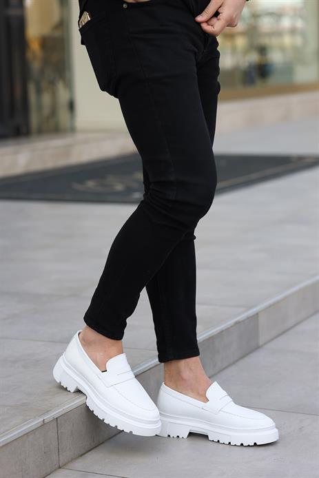 Shoetyle - Beyaz Deri Bağcıksız Erkek Günlük Ayakkabı 101-9069