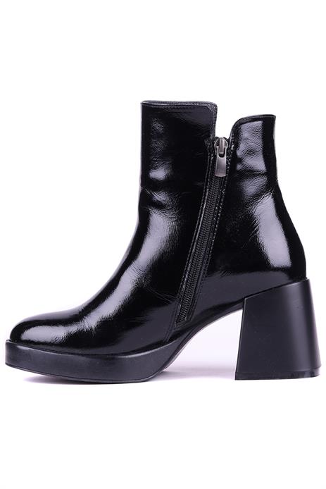 Shoetyle - Hakiki Deri Siyah Rugan Topuklu Kadın Bot - 25102453