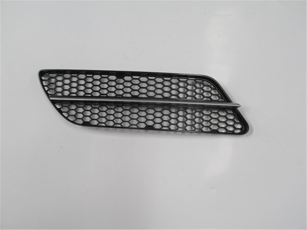ALFA ROMEO 147- 2005-2009- ÖN TAMPON PANJURU SAĞ TARAF (ÇITASI GÜMÜŞ )