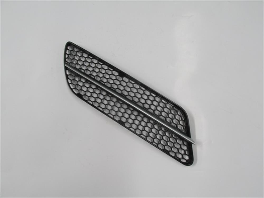 ALFA ROMEO 147- 2005-2009- ÖN TAMPON PANJURU SAĞ TARAF (ÇITASI GÜMÜŞ )