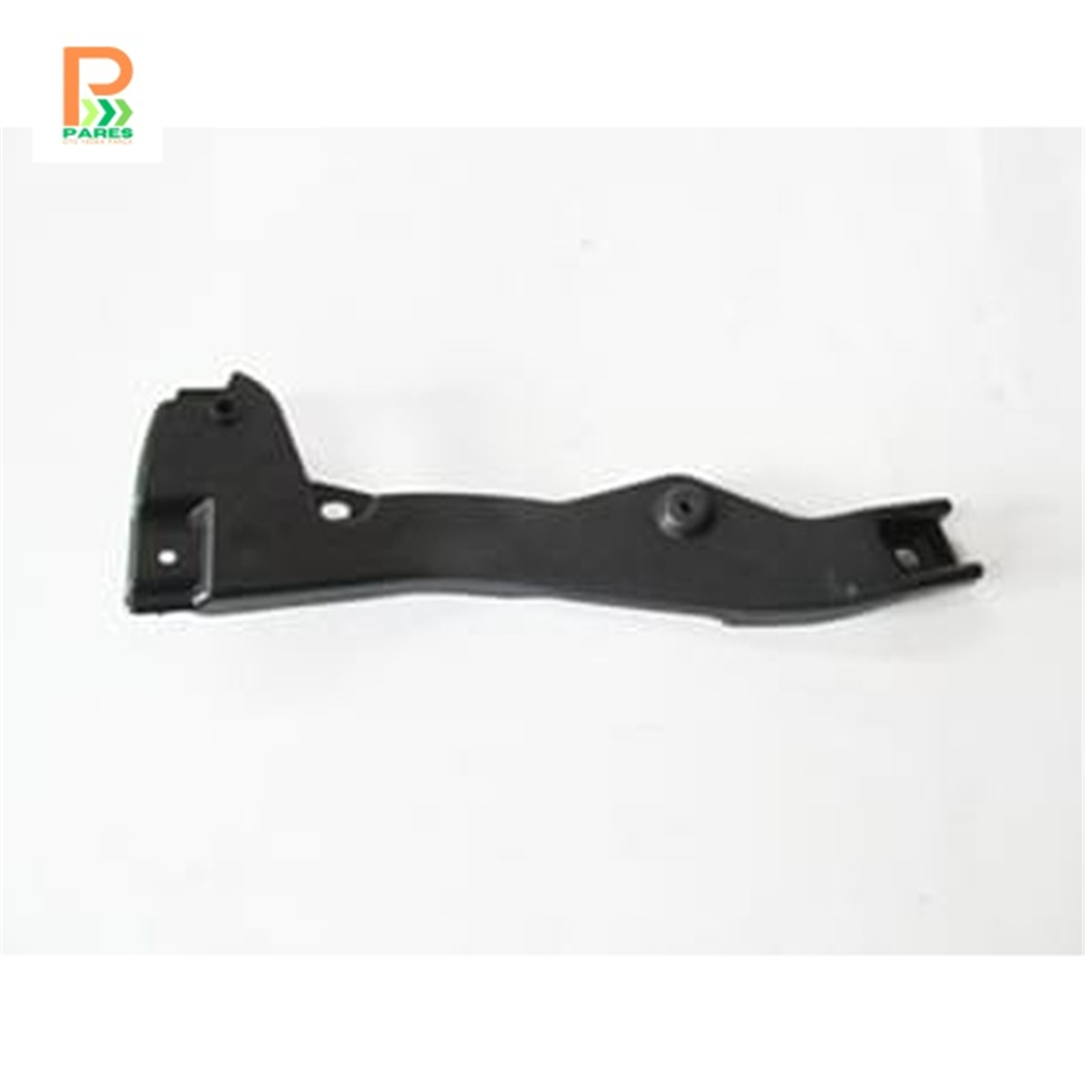 AUDI A4- 2005-2008- ÖN TAMPON BRAKETİ SAĞ TARAF KÜÇÜK (YAN KULAĞA TAKILAN) (PLASTİK) (BFN)