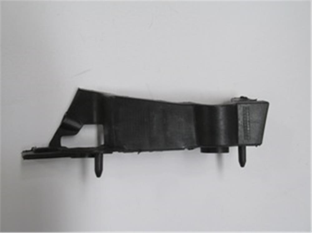 AUDI A4- 2008-2012- ÖN TAMPON BRAKETİ SOL TARAF (YAN KULAĞA TAKILAN) (PLASTİK) 