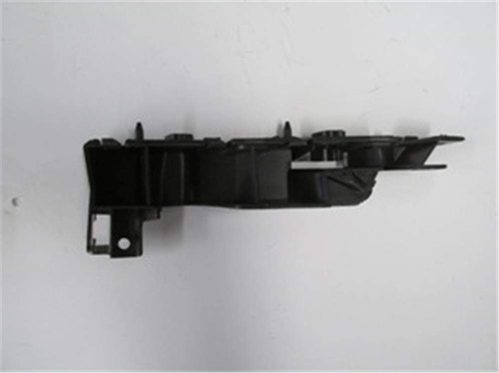AUDI A6- 2012-2014- ÖN TAMPON BRAKETİ SOL TARAF PLASTİK 