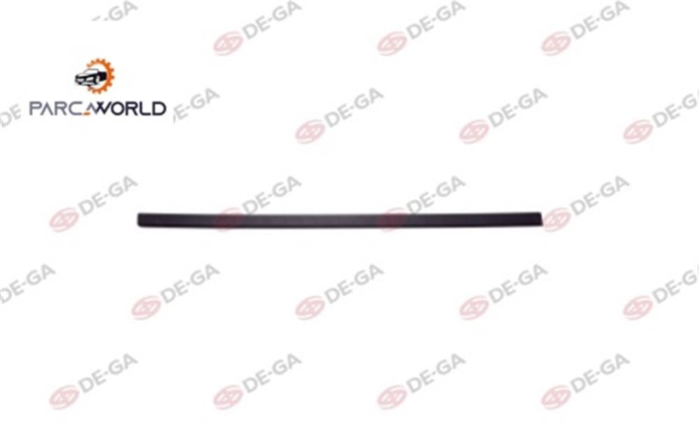 Bmw 3 E46 Ön Kapı Bandı Plastık Sağ 1998-2004