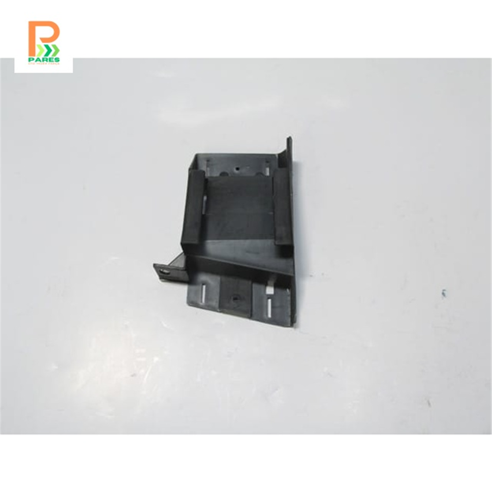 BMW 3 SERI- E36- SD/COUPE- 1991-1998- ÖN TAMPON İÇ BAĞLANTI BRAKETİ SAĞ TARAF (YAN KULAĞA TAKILAN)(PLASTİK)(TW