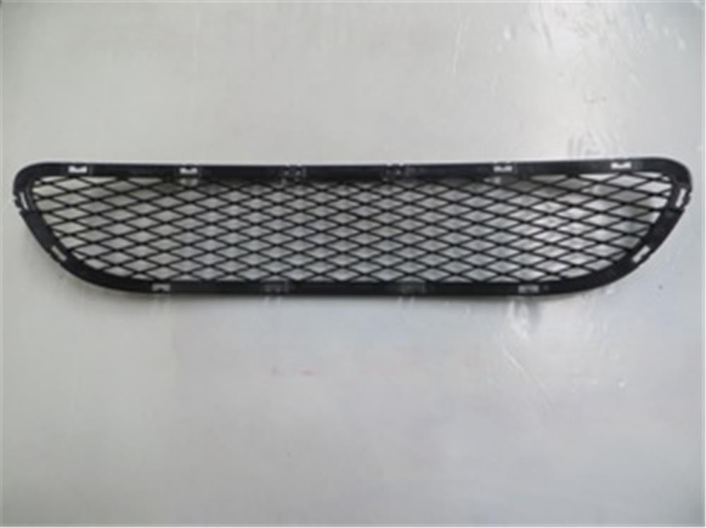 BMW 3 SERI- E90- 2009-2011- ÖN TAMPON PANJURU ORTA 