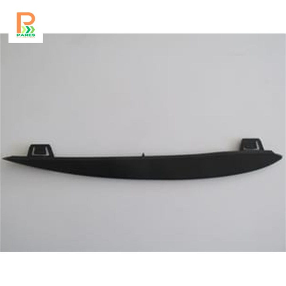 BMW 5 SERI- F10- 2010-2013-ÖN TAMPON PANJURU ÜST ÇITASI SAĞ TARAF 