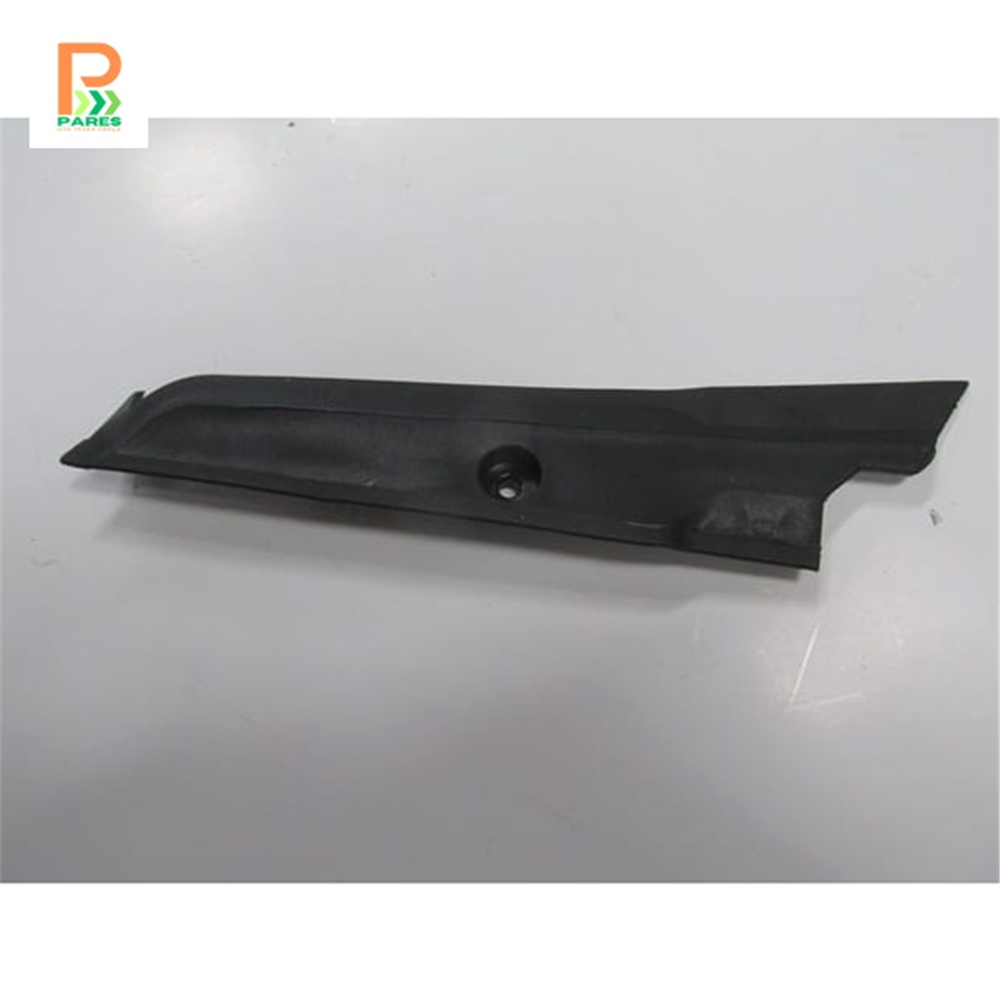 FIAT LINEA CLASSIC- 06/15; ÖN CAM IZGARA TESPİT PLASTİĞİ (SİLGİ PANELİ) SAĞ TARAF 