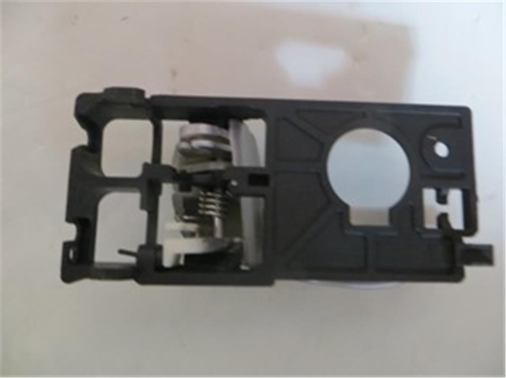 HYUNDAI I10- 08/11; ÖN KAPI İÇ AÇMA KOLU SAĞ TARAF GÜMÜŞ 