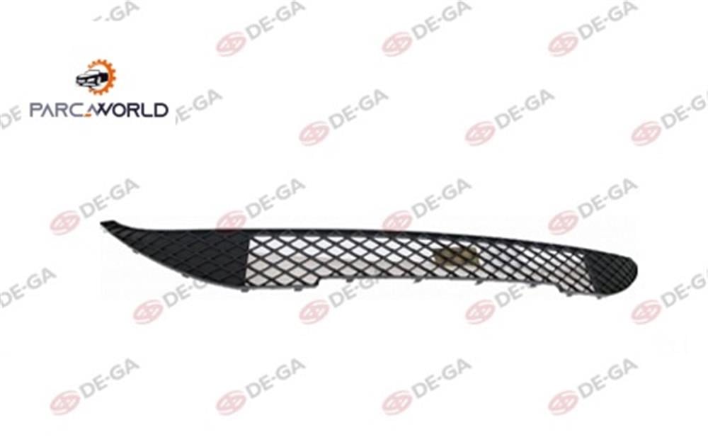 Mercedes W176 Ön Tampon Panjuru Orta Sıyah 2011