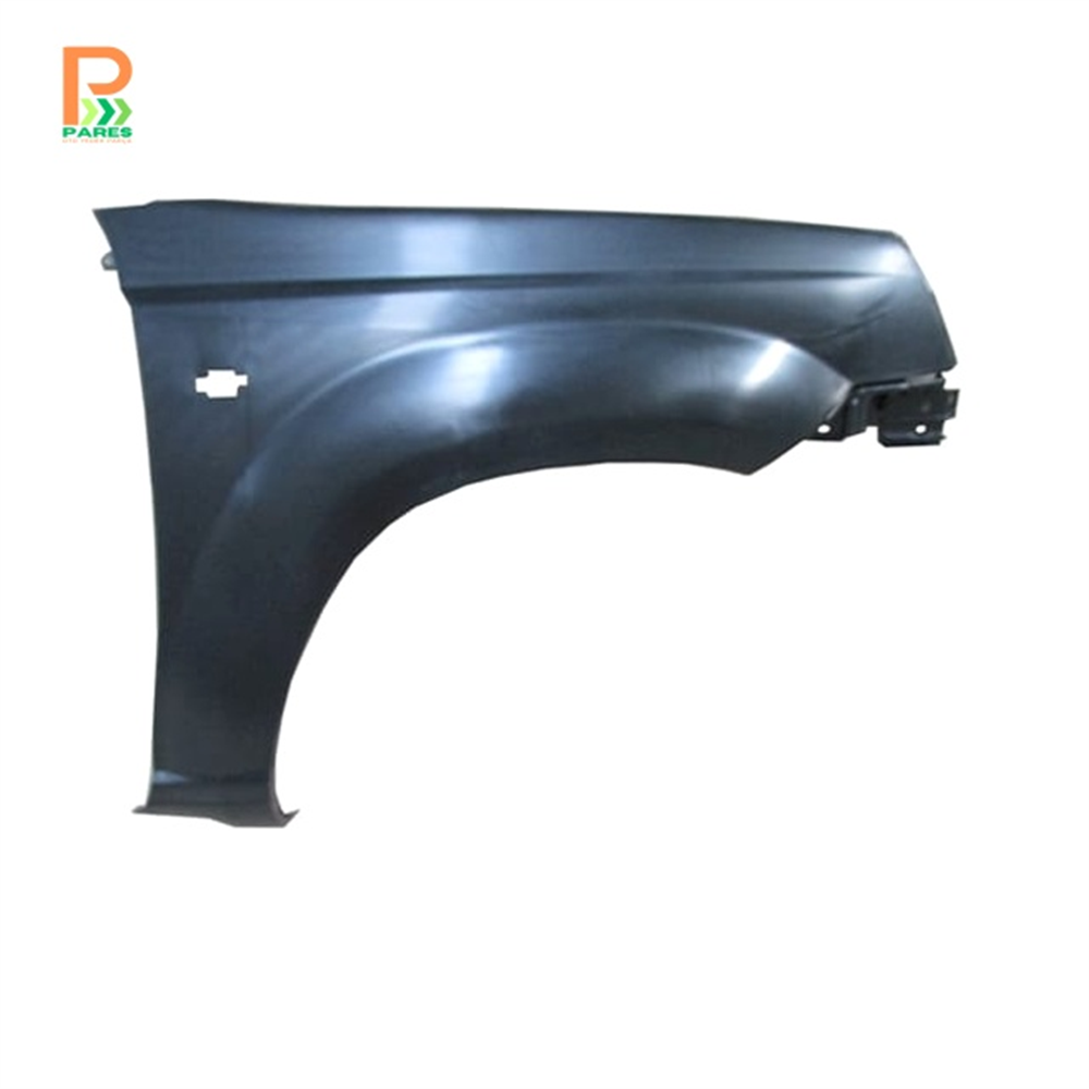 NISSAN X TRAIL- 02/07; ÖN ÇAMURLUK DELİKLİ SAĞ TARAF PLASTİK 