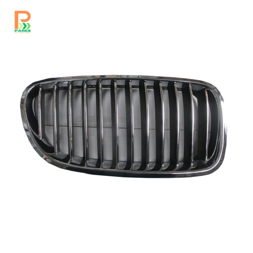 OEM NO 51137203650 UYUMLU BMW 5 SERI F10 10/13 ÖN PANJUR SAĞ NİKELAJLI İÇ PETEKLERİ SİYAH 