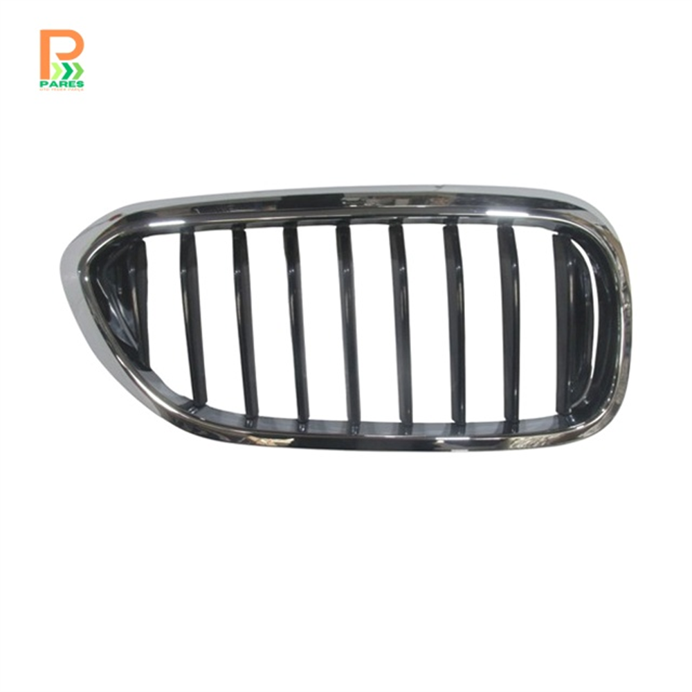 OEM NO 51137390864 UYUMLU BMW 5 SERI G30 17/20 ÖN PANJUR SAĞ NİKELAJLI/PARLAK SİYAH 