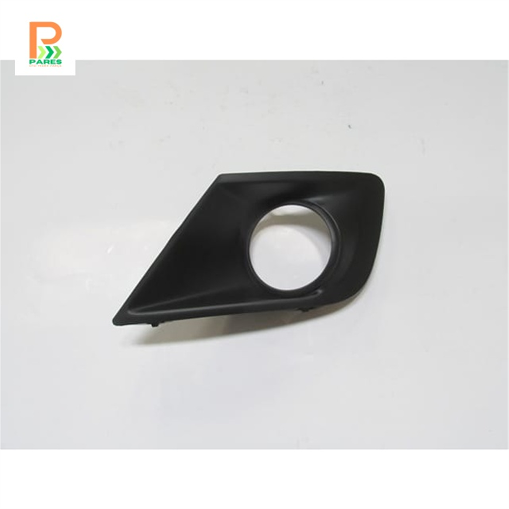 PEUGEOT 207- 2009-2012- SİS LAMBA KAPAĞI SOL TARAF SİS DELİKLİ 