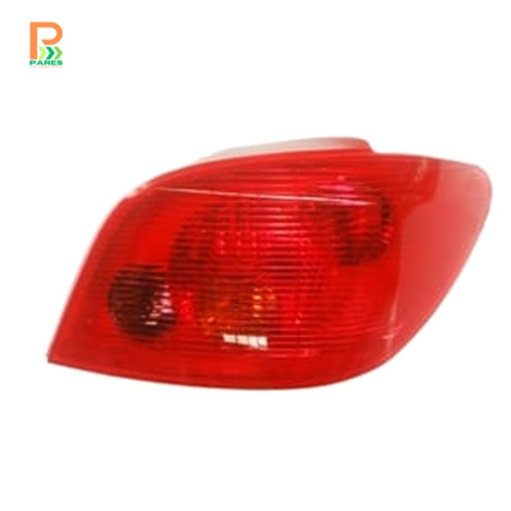 PEUGEOT 307- 2001-2005- STOP LAMBASI SAĞ TARAF KIRMIZI/LEDSİZ (PLEKSAN)