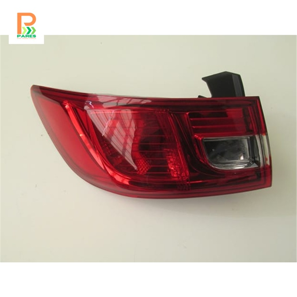 RENAULT CLIO- 4- HB- 2013-2016- DIŞ STOP LAMBASI SOL TARAF KIRMIZI/BEYAZ (MARS)