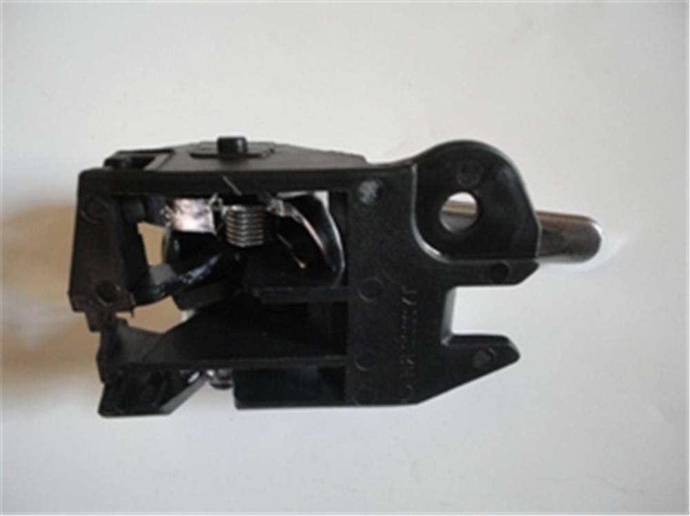 TOYOTA COROLLA- E150- 2007-2013- ÖN KAPI İÇ AÇMA KOLU SOL TARAF NİKELAJLI 