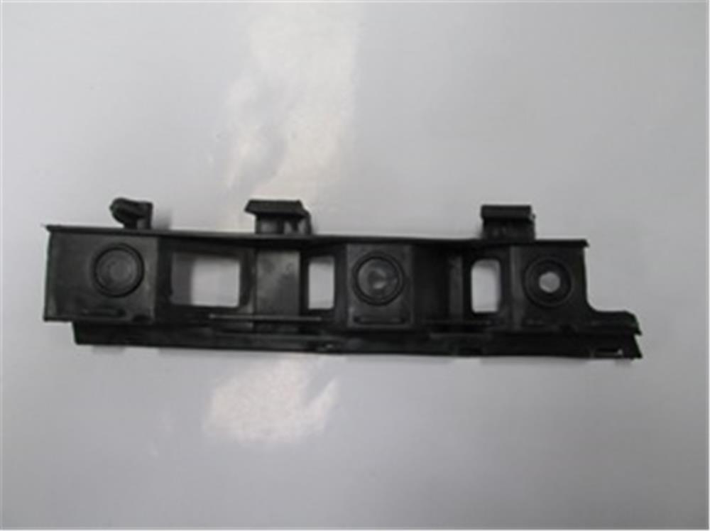 VOLKSWAGEN PASSAT- B6- 05/10; ÖN TAMPON BRAKETİ ÜST SOL TARAF PLASTİK 