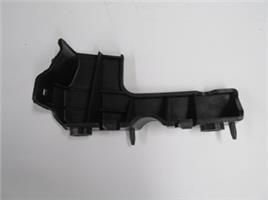 AUDI A4- 2005-2008- ÖN TAMPON BRAKETİ SOL TARAF BÜYÜK (YAN KULAĞA TAKILAN) (PLASTİK) 