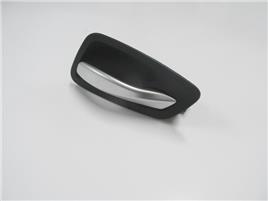 BMW 3 SERI- E90- 05/11; ÖN KAPI İÇ AÇMA KOLU SAĞ TARAF (ELCEĞİ NİKELAJLI) 