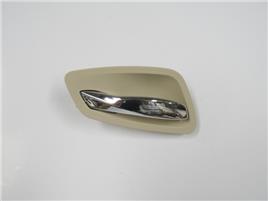 BMW 3 SERI- E90- COUPE- 05/11; ÖN KAPI İÇ AÇMA KOLU SOL TARAF BEJ (ELCEĞİ NİKELAJLI) 