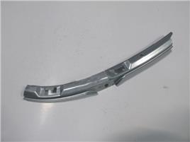 HONDA CIVIC- SD/HB- 96/98; ÖN TAMPON BRAKETİ İÇ SAĞ TARAF (FAR ALTINA BAĞLANAN)
