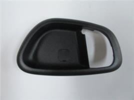 HYUNDAI I10- 08/11; ÖN KAPI İÇ AÇMA KOLU ÇERÇEVESİ SOL TARAF SİYAH