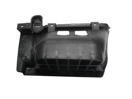 ISUZU NKR- 06/09; AYAK BASAMAK PLASTİĞİ SOL TARAF (TEK TEKER) (BASAMAKLI) 