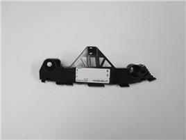 MAZDA 3- SD/HB- 10/11; ÖN TAMPON BRAKETİ SAĞ TARAF (ÜST KULAĞA TAKILAN)