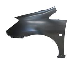 TOYOTA COROLLA- VERSO- HB- 02/03; ÖN ÇAMURLUK DELİKLİ SOL TARAF (MARŞPİYEL UCU DELİKLİ) 