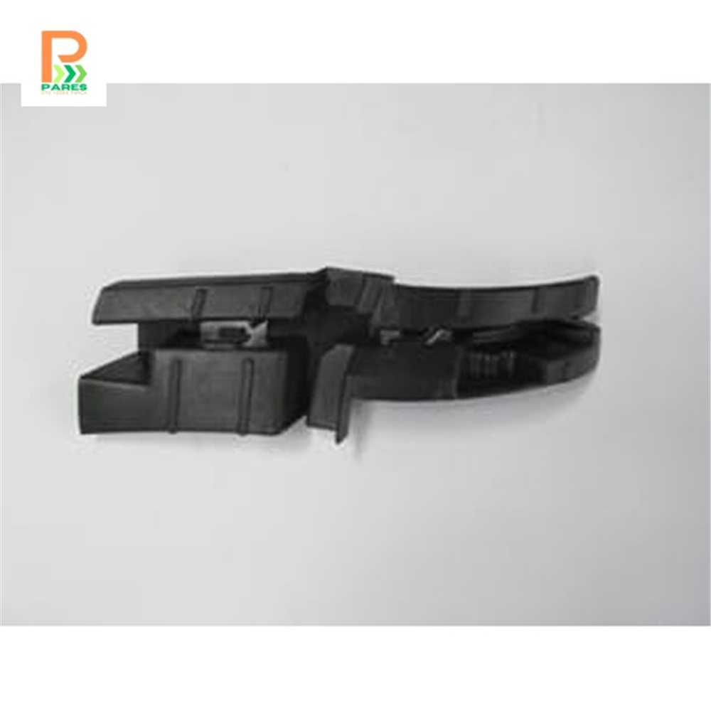AUDI Q5- 2020-2012- ÖN TAMPON ALT BAĞLANTI BRAKETİ SAĞ TARAF (PLASTİK) 