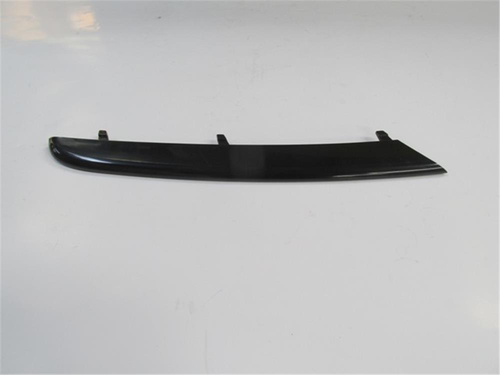 BMW 3 SERI- E90- 2005-2009- ÖN TAMPON PANJURU ÜST BANDI SAĞ TARAF 