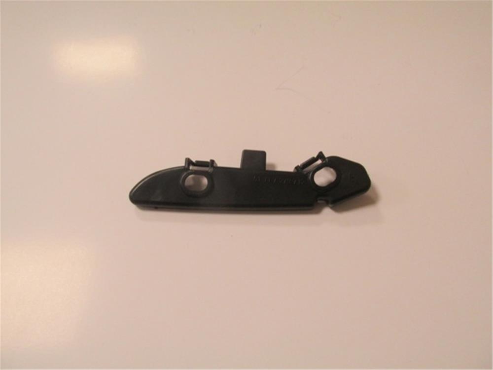 BMW 3 SERI- F30- 2012-2018- ÖN TAMPON BRAKETİ ALT SAĞ TARAF PLASTİK