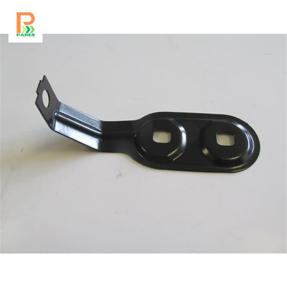 BMW 5 SERI- F10- 10/16; ÖN ÇAMURLUK BAĞLANTI SACI (BRAKET) SAĞ TARAF 