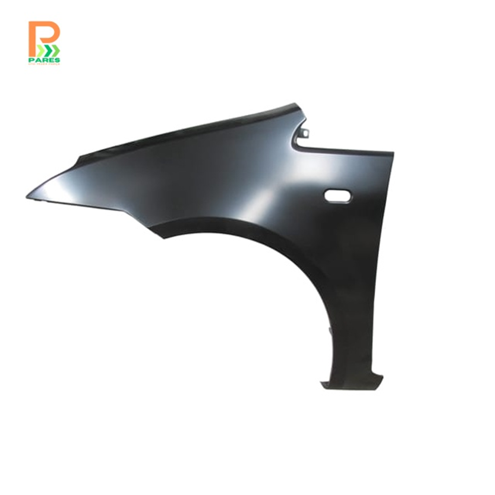 FORD FOCUS C MAX- 2004-2006- ÖN ÇAMURLUK DELİKLİ SOL TARAF 