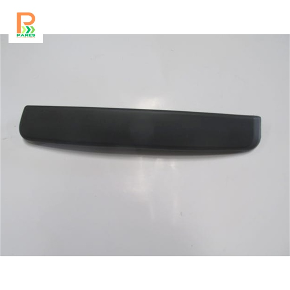 FORD FOCUS C MAX- 2004-2006- ÖN TAMPON BANDI SAĞ TARAF (PÜTÜRLÜ TİP)