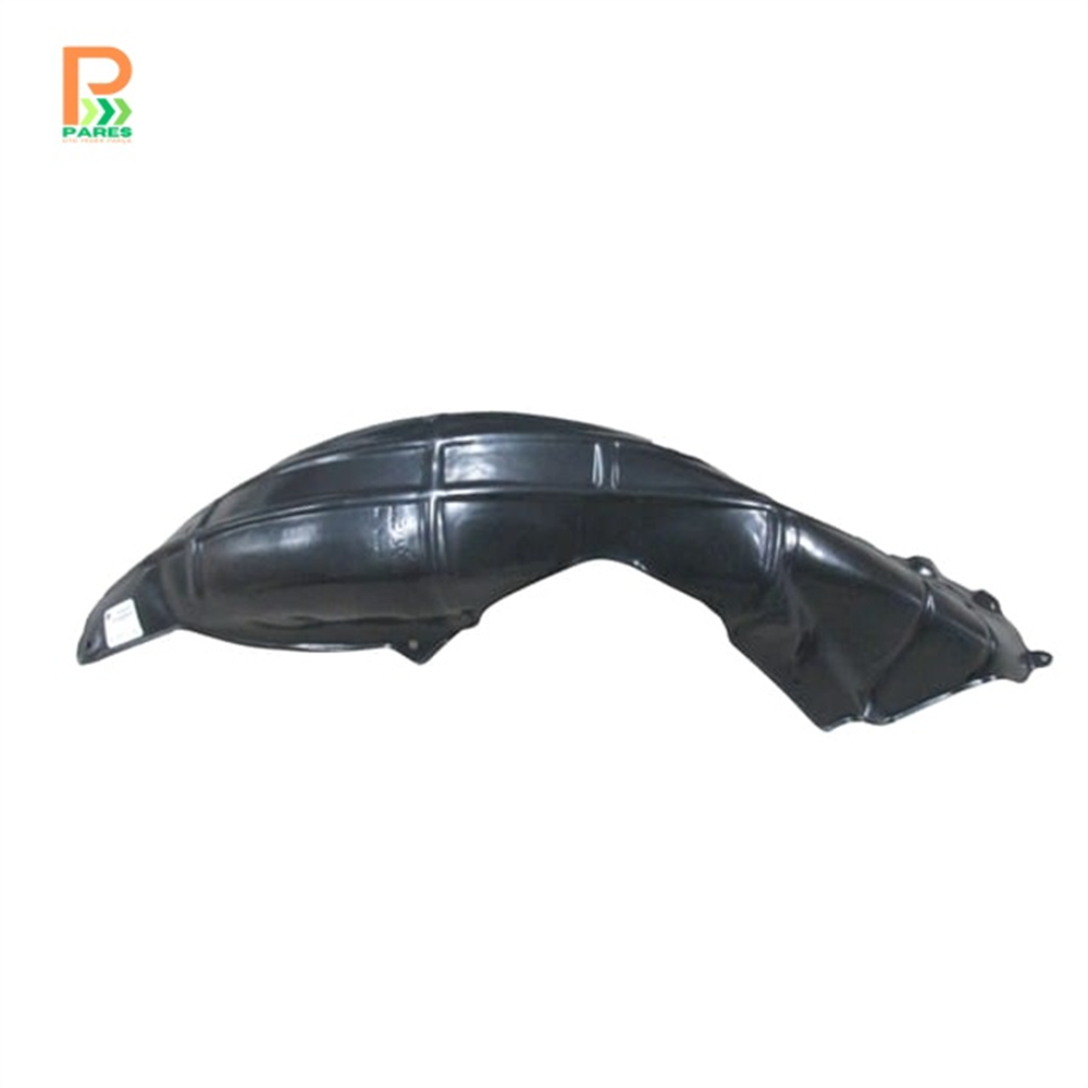MAZDA 3- SD- 03/06; ARKA ÇAMURLUK DAVLUMBAZI SAĞ TARAF 