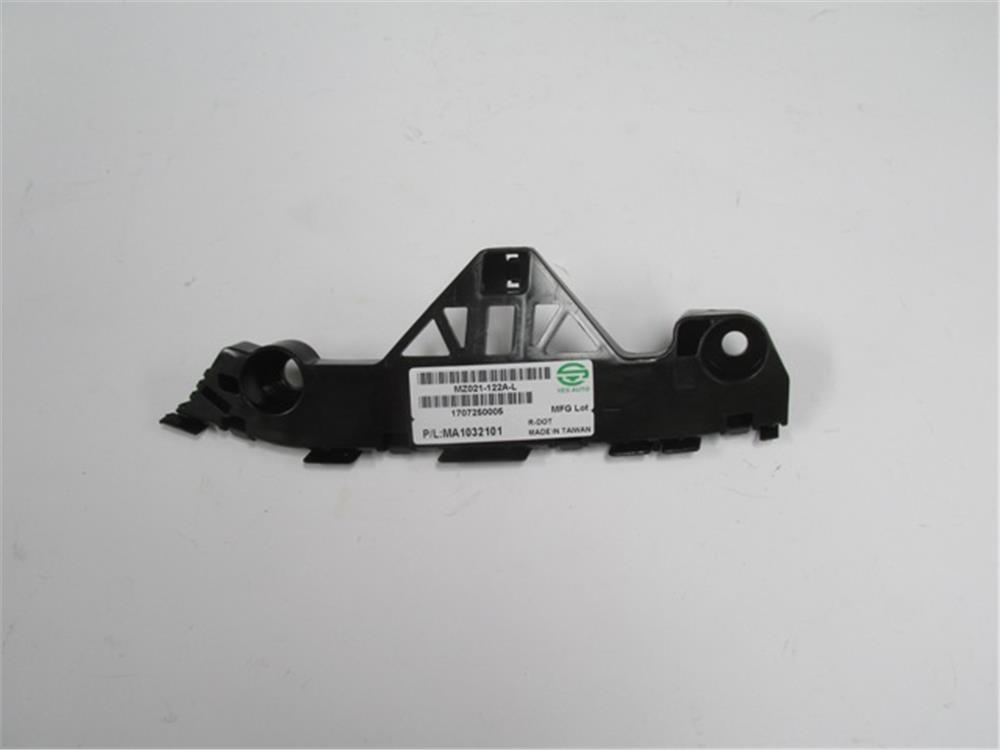 MAZDA 3- SD/HB- 10/11; ÖN TAMPON BRAKETİ SOL TARAF (ÜST KULAĞA TAKILAN)