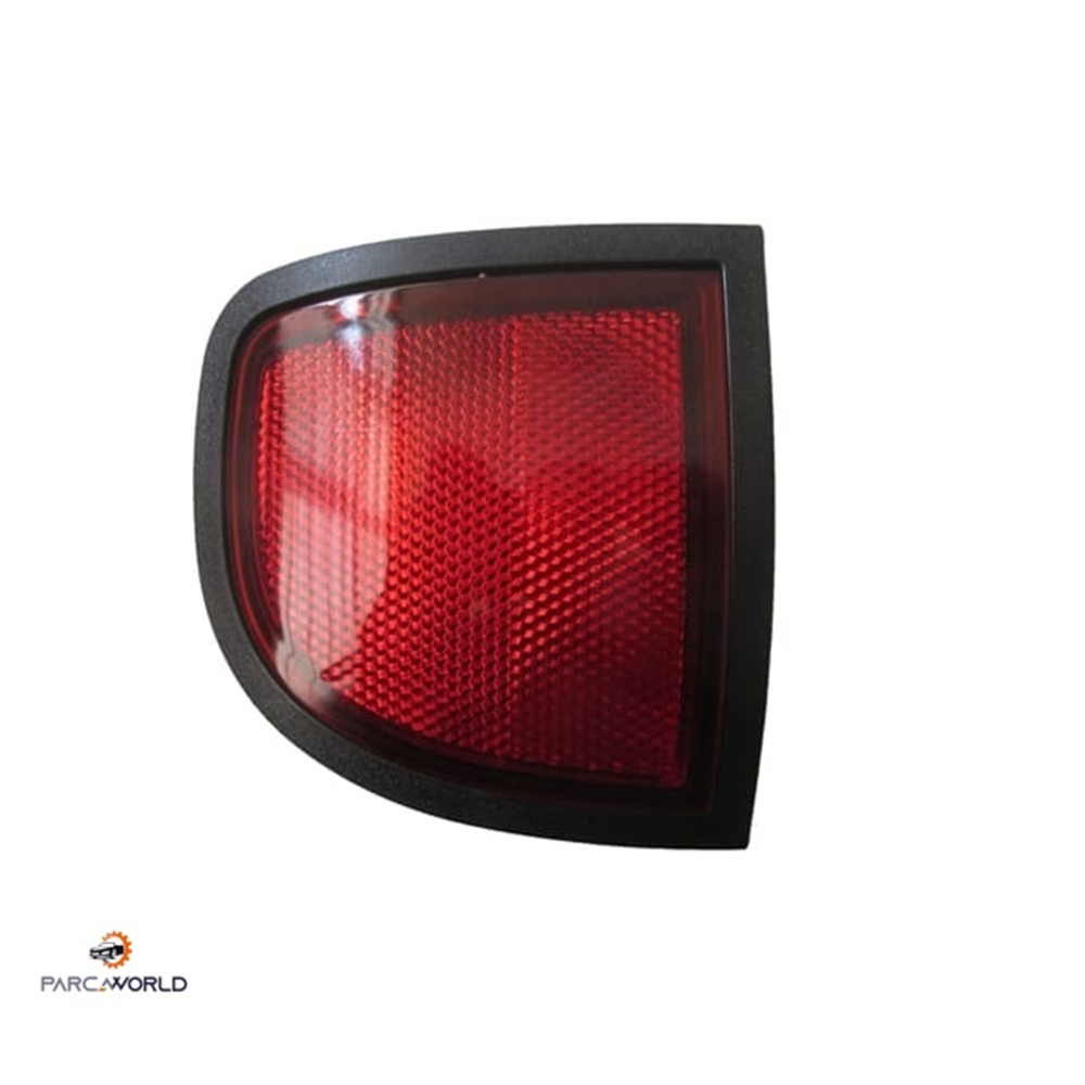 MITSUBISHI L200- PICK UP- 06/15; ARKA REFLEKTÖR SOL TARAF (ARKA ÇAMURLUĞA TAKILAN) 