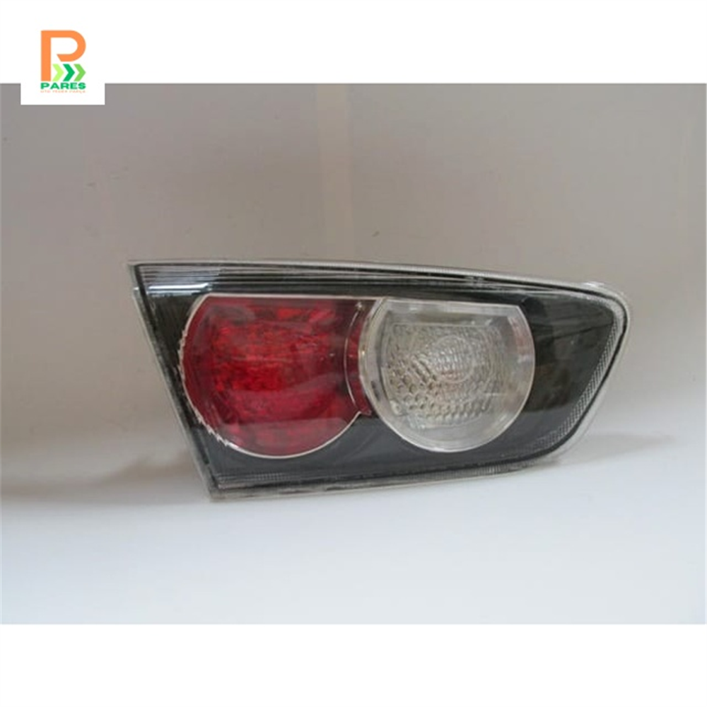 MITSUBISHI LANCER- 11/16; İÇ STOP LAMBASI SOL KIRMIZI/BEYAZ (SİYAH) (CASP)